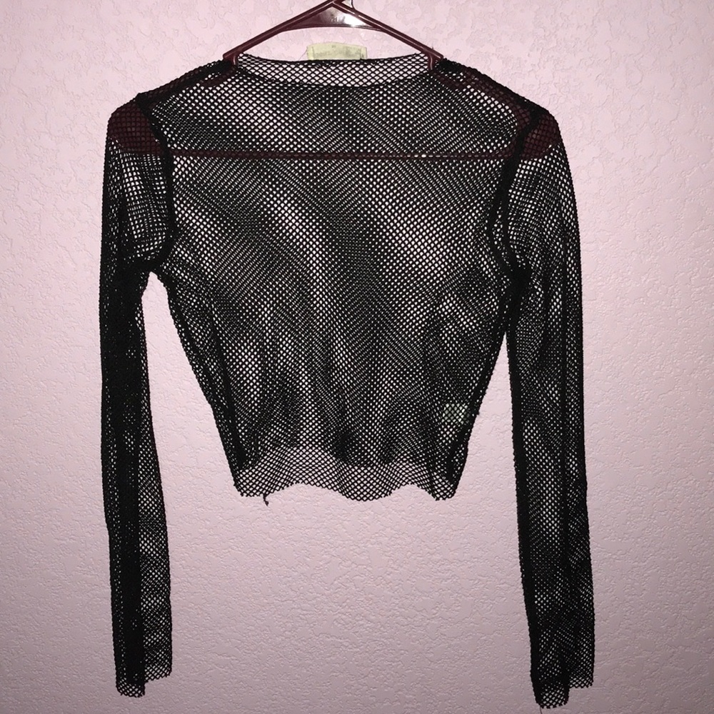 Mesh long sleeve crop top